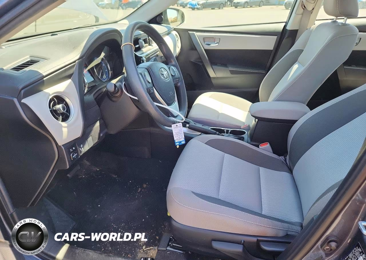 2019 Toyota Corolla Le VIN:2T1BURHE1KC215896 - 7