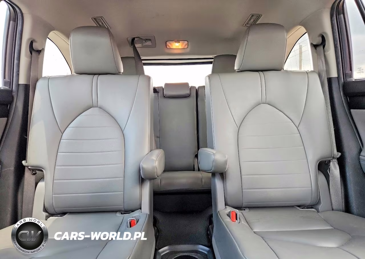 2023 Toyota Highlander Xle VIN:5TDKDRAHXPS001993 - 10