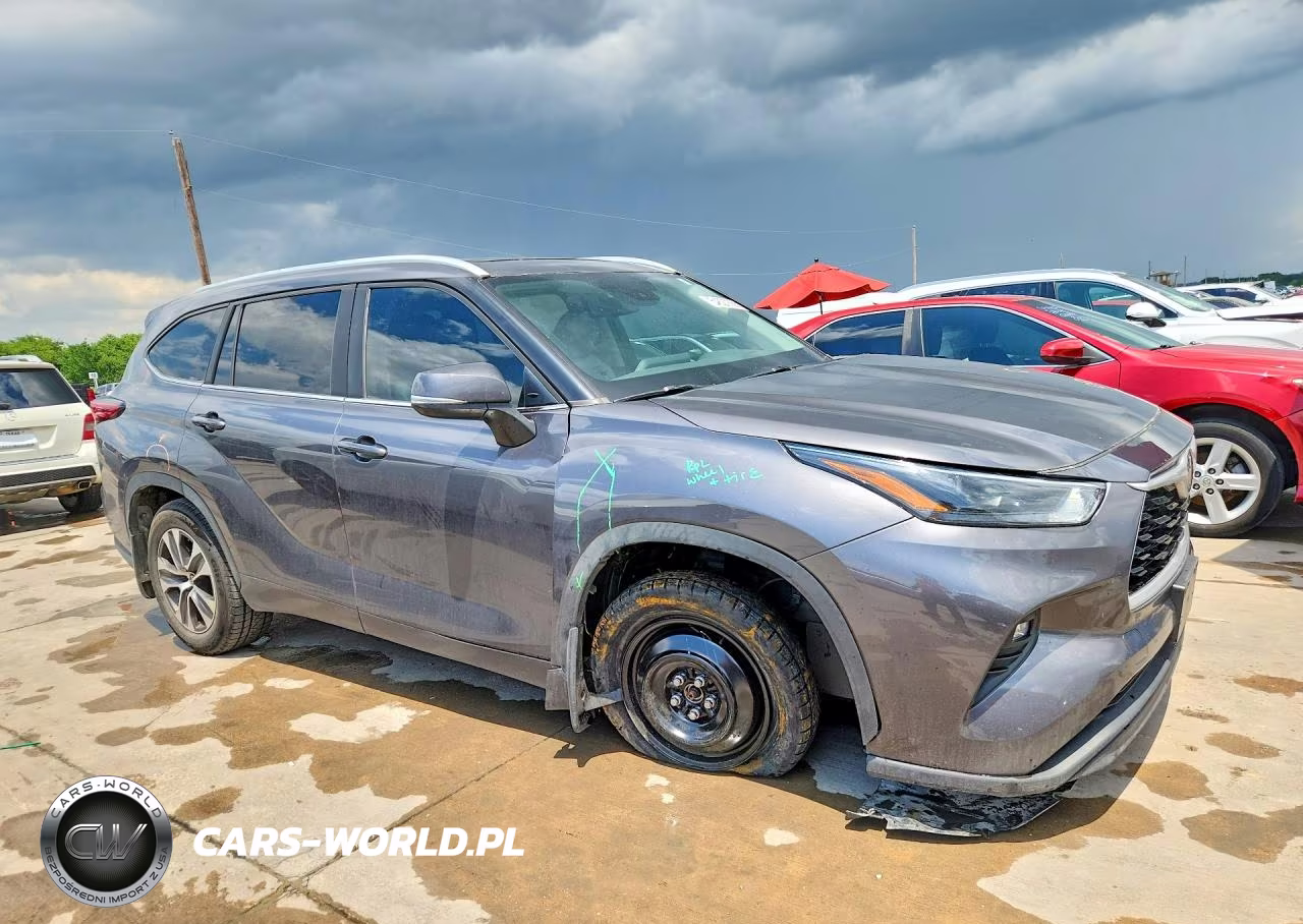 2023 Toyota Highlander Xle VIN:5TDKDRAHXPS001993 - 4