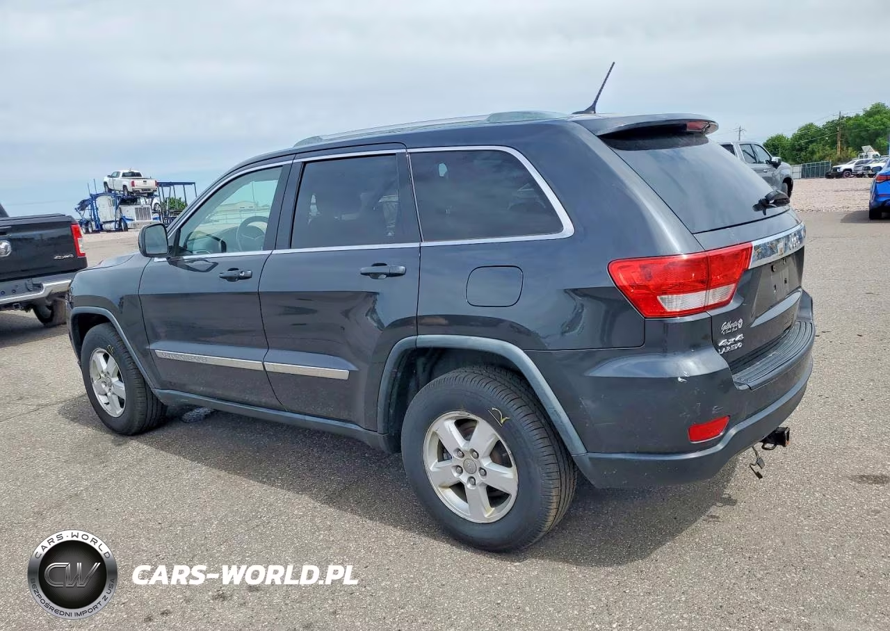 2011 Jeep Grand Cherokee Laredo VIN:1J4RR4GG6BC562116 - 2