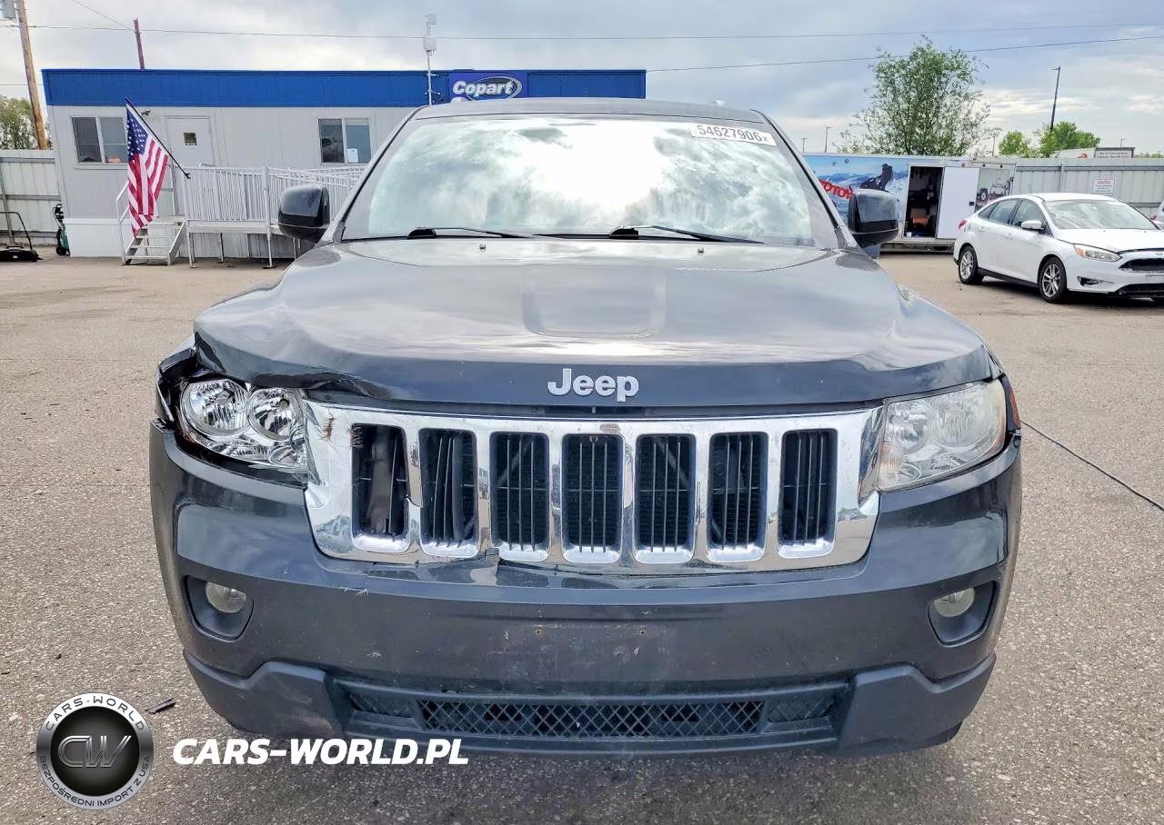 2011 Jeep Grand Cherokee Laredo VIN:1J4RR4GG6BC562116 - 5
