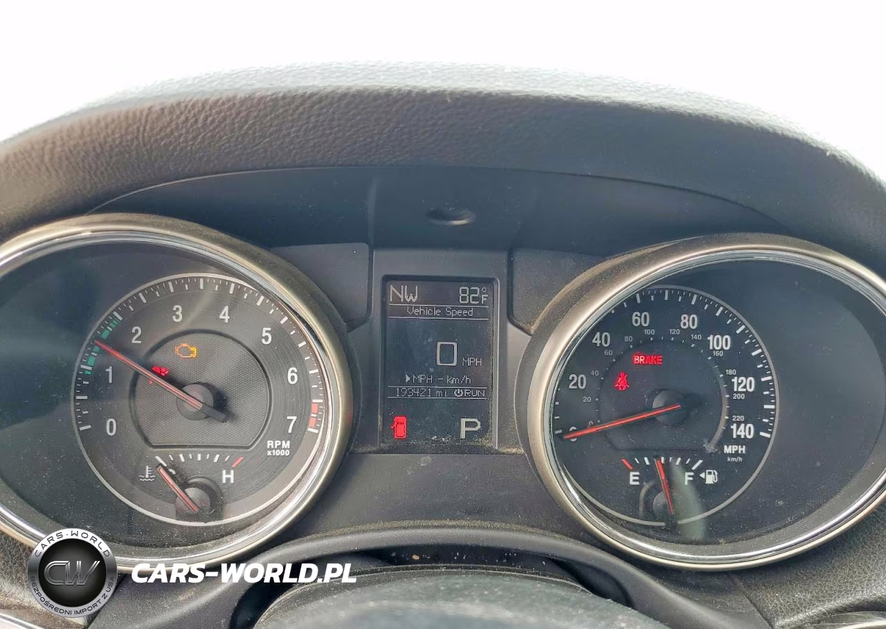 2011 Jeep Grand Cherokee Laredo VIN:1J4RR4GG6BC562116 - 9