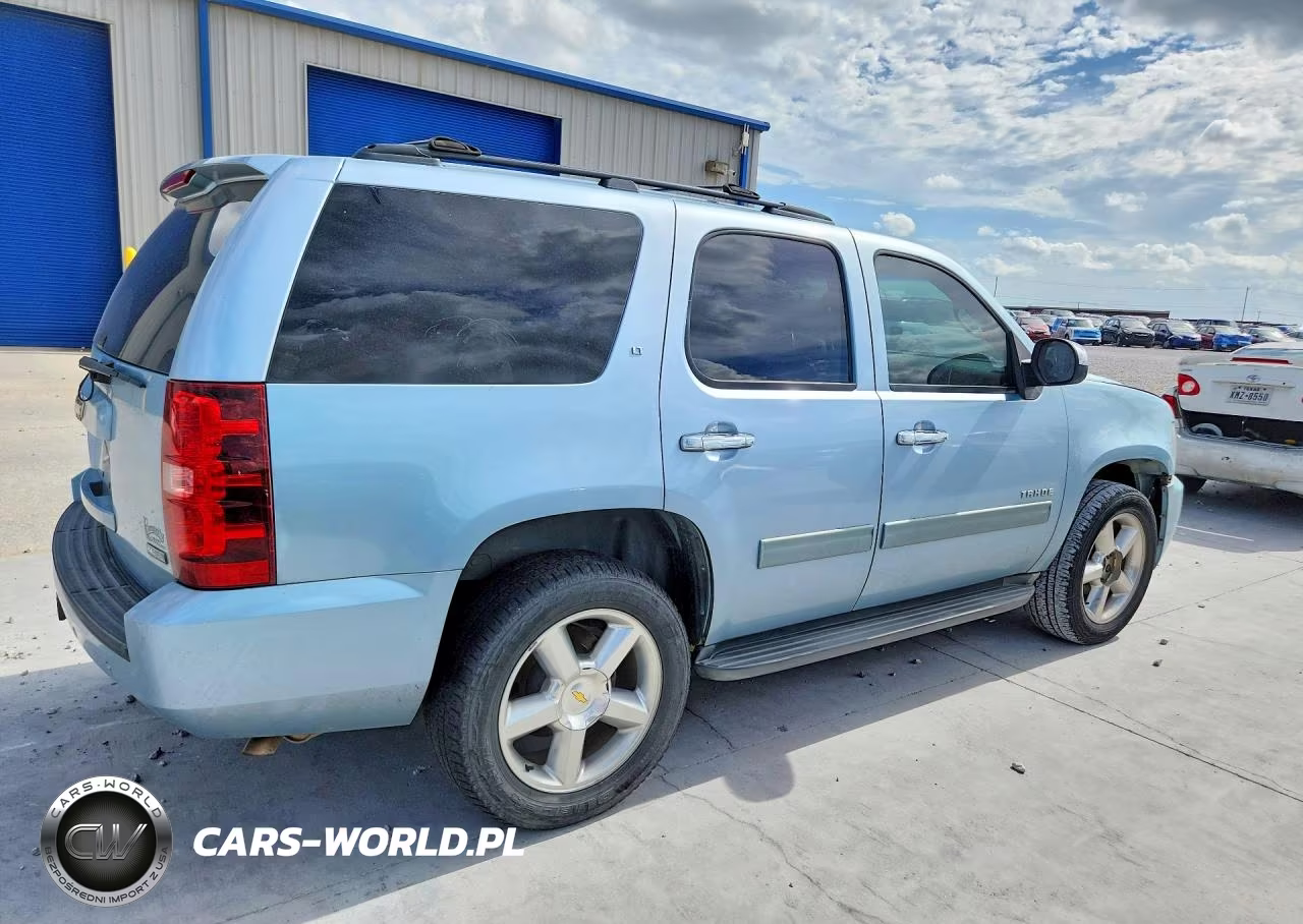 2011 Chevrolet Tahoe C1500 Lt VIN:1GNSCBE08BR255716 - 3