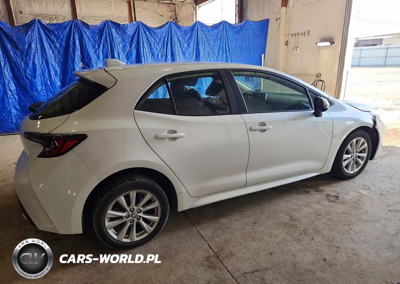 2023 Toyota Corolla Hatchback Se VIN:JTND4MBE9P3196112 - 3