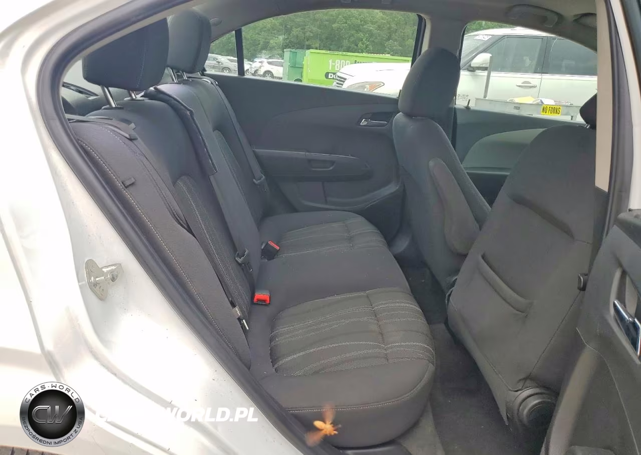 2015 Chevrolet Sonic Lt VIN:1G1JC5SHXF4218386 - 10