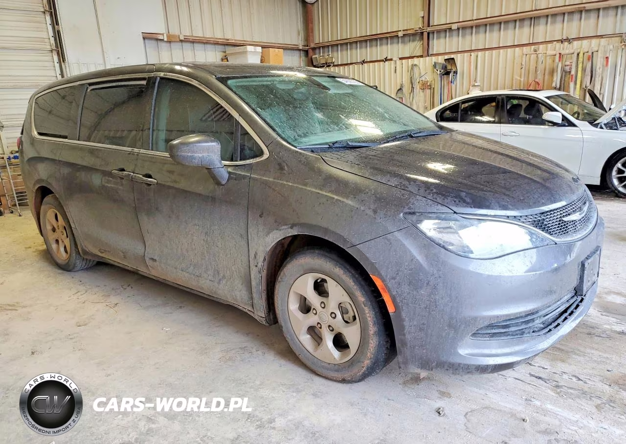 2017 Chrysler Pacifica Lx VIN:2C4RC1CG3HR608710 - 4