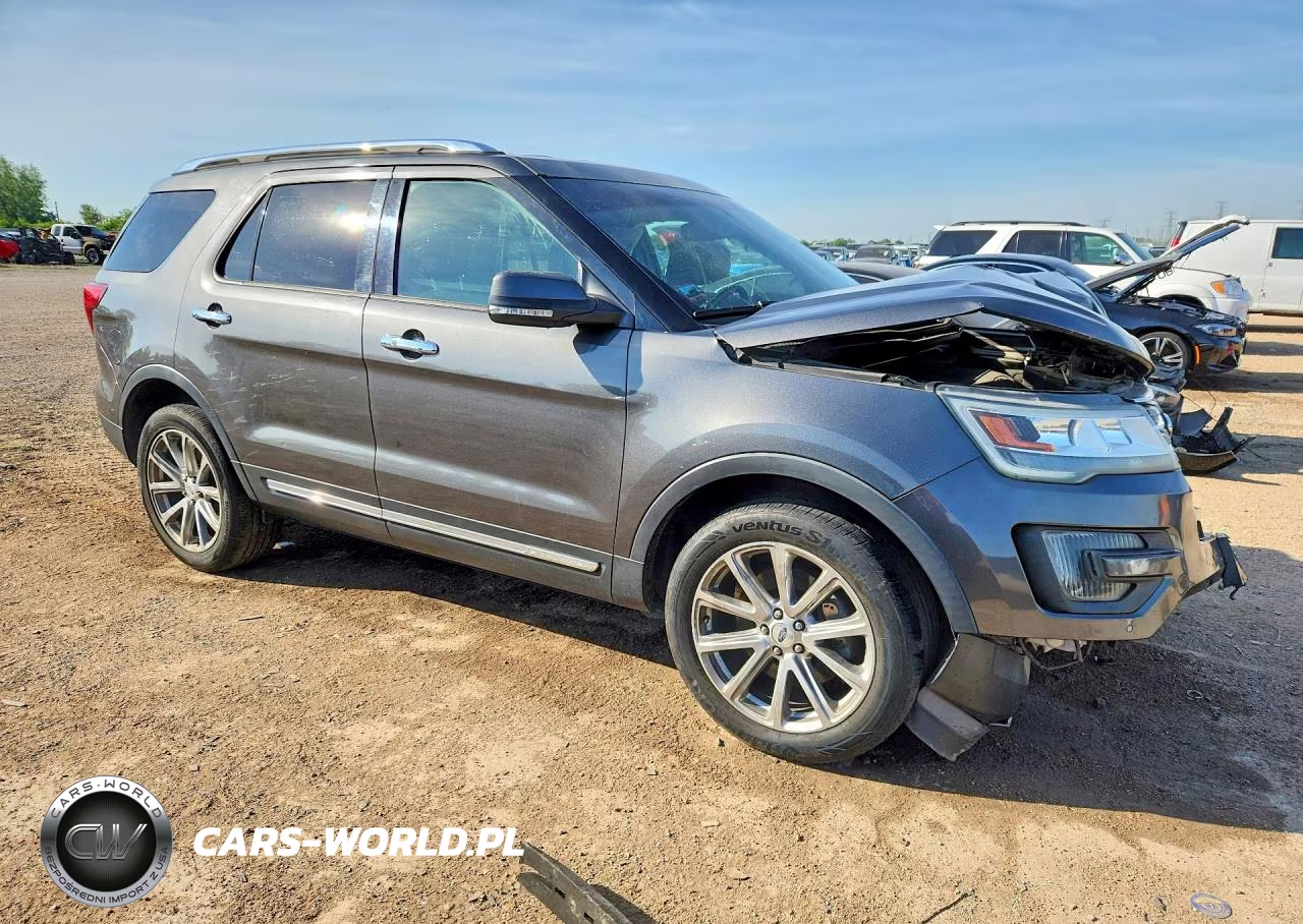 2016 Ford Explorer Limited VIN:1FM5K8F8XGGA71215 - 4