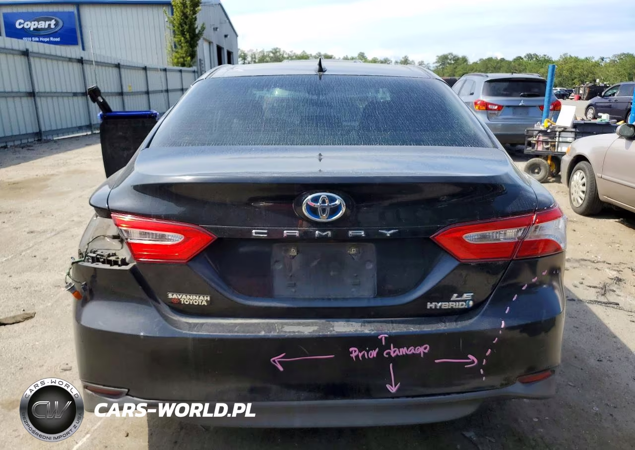 2020 Toyota Camry Le VIN:4T1C31AK9LU539039 - 6
