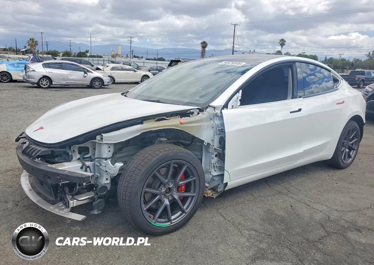 2022 Tesla Model 3 – zdjęcie 1 z 13