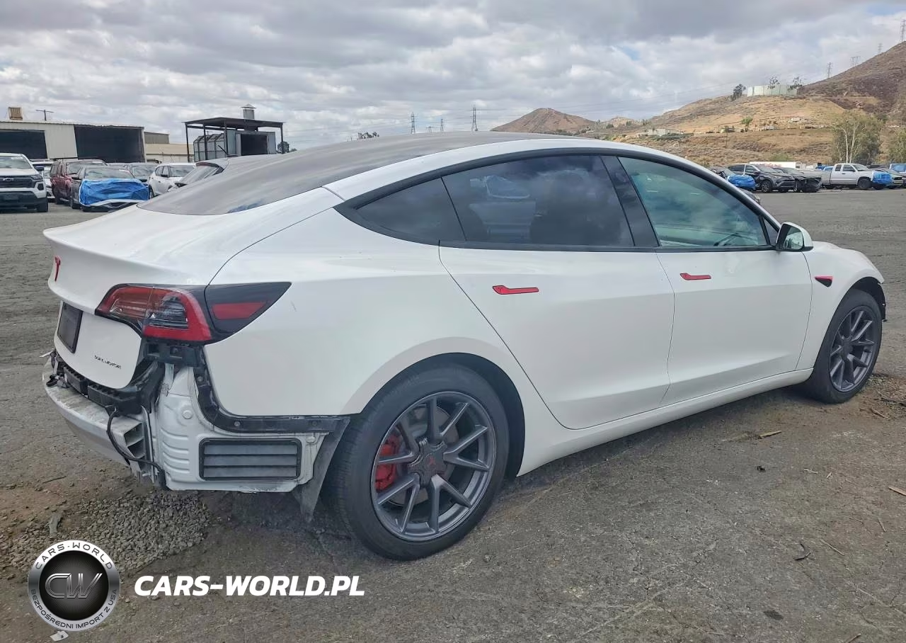 2022 Tesla Model 3 VIN:5YJ3E1EB1NF274069 - 3