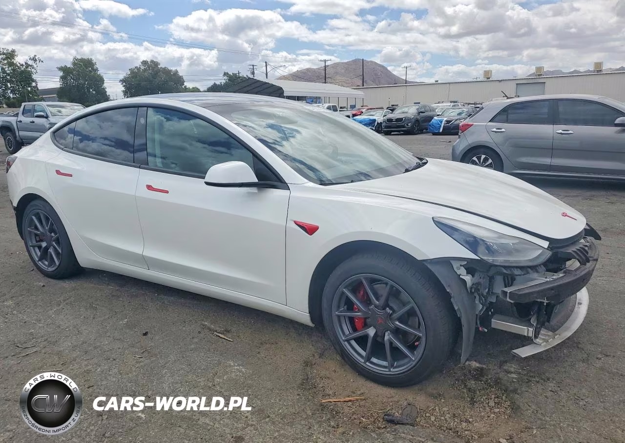 2022 Tesla Model 3 VIN:5YJ3E1EB1NF274069 - 4