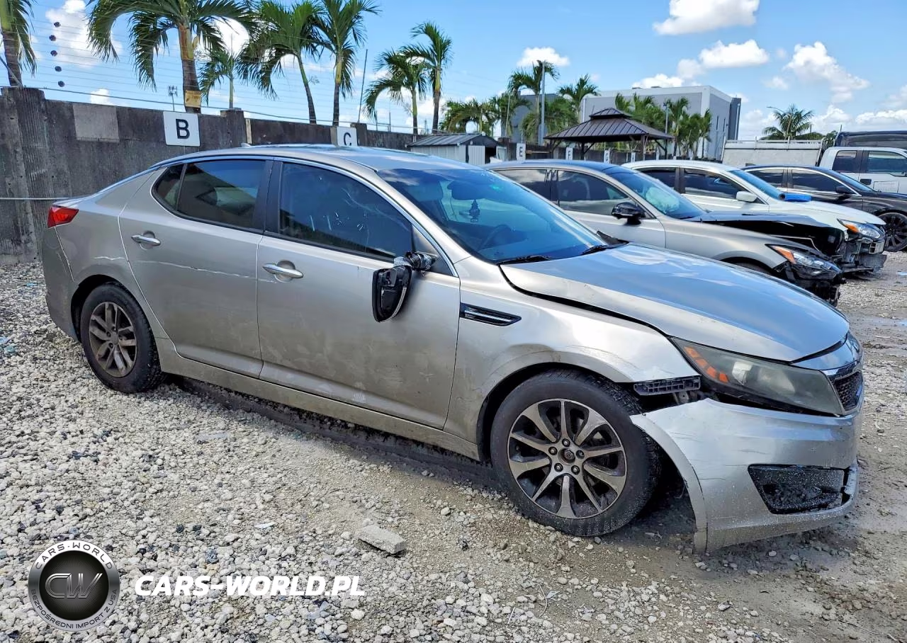 2013 Kia Optima Lx VIN:KNAGM4A70D5396362 - 4