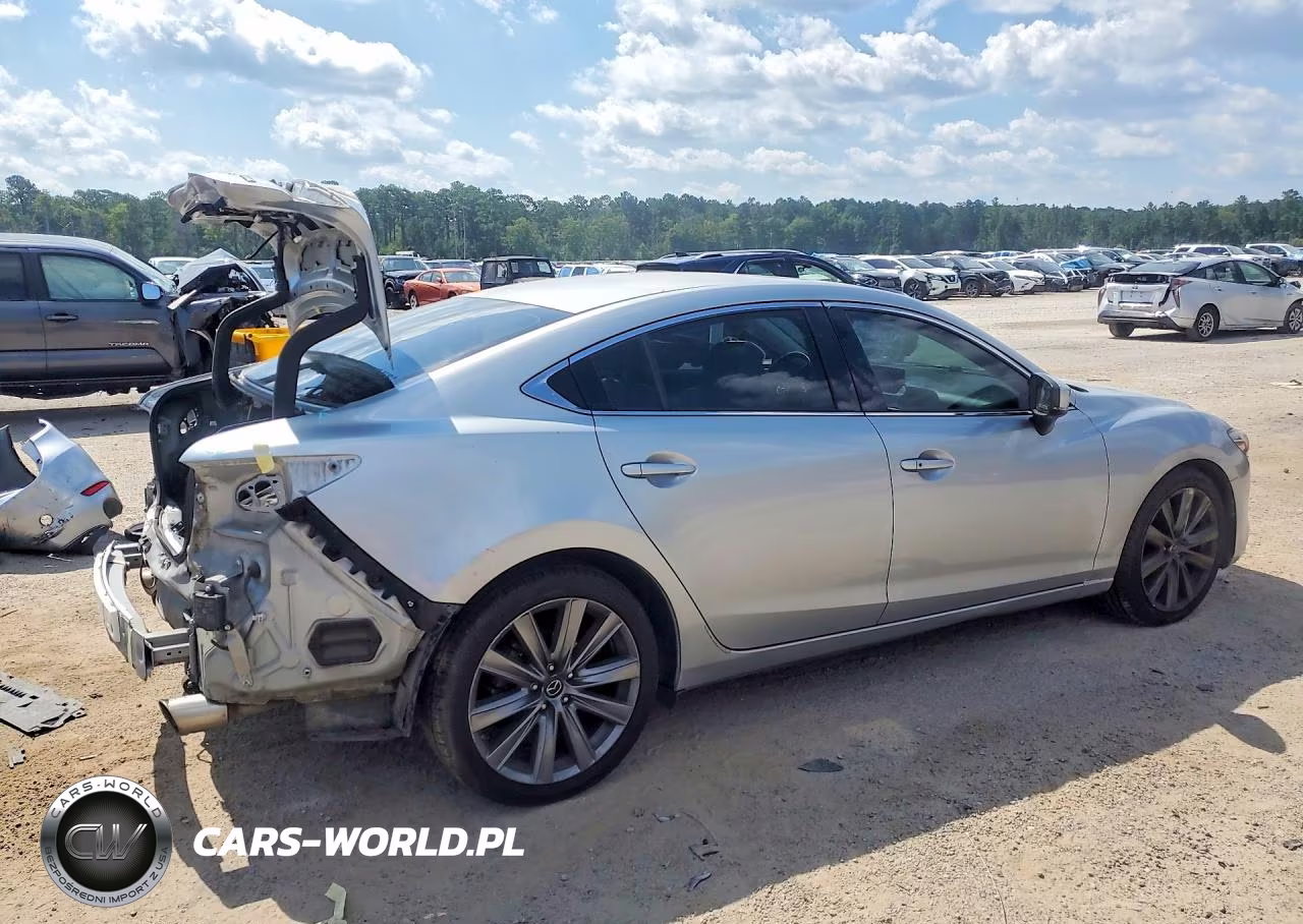 2018 Mazda 6 Touring VIN:JM1GL1VM6J1308745 - 3