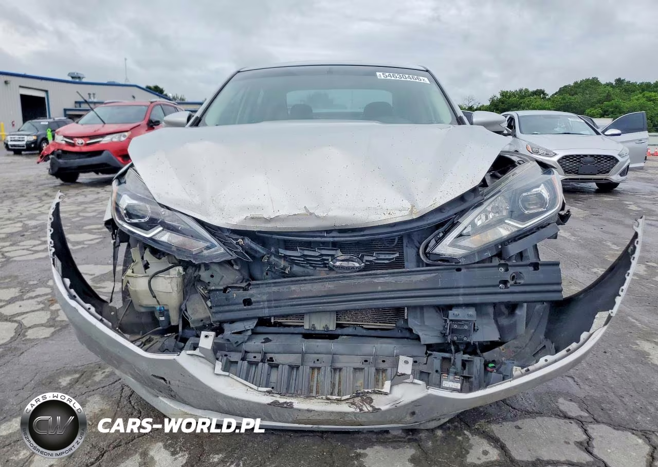 2018 Nissan Sentra Sr VIN:3N1AB7AP9JY250883 - 5