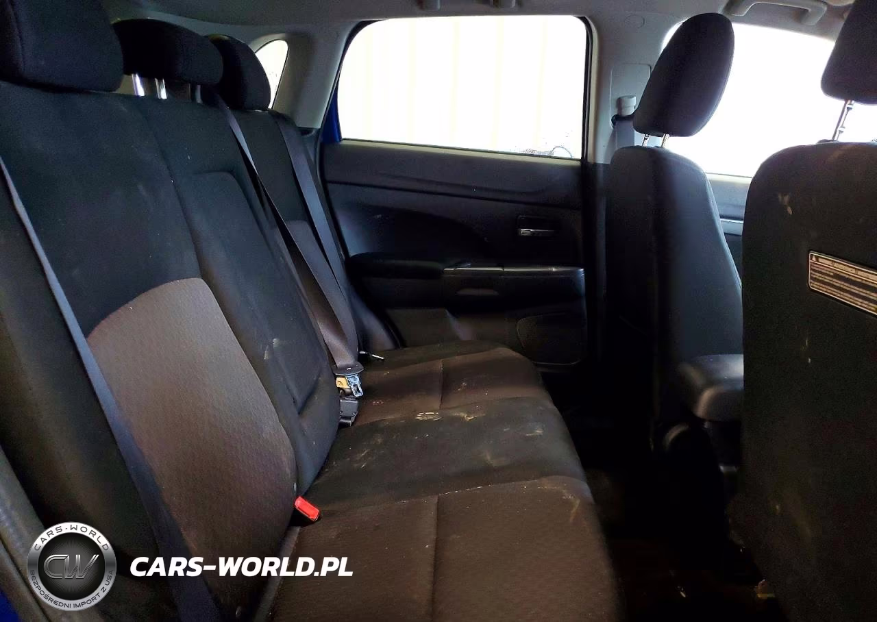 2017 Mitsubishi Outlander Sport Es VIN:JA4AR3AU0HZ011885 - 11