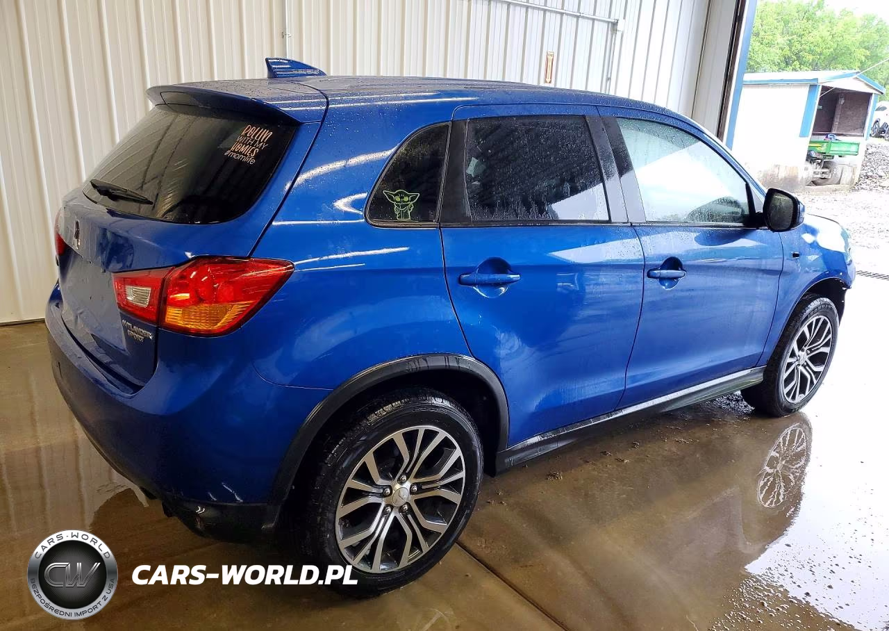 2017 Mitsubishi Outlander Sport Es VIN:JA4AR3AU0HZ011885 - 3