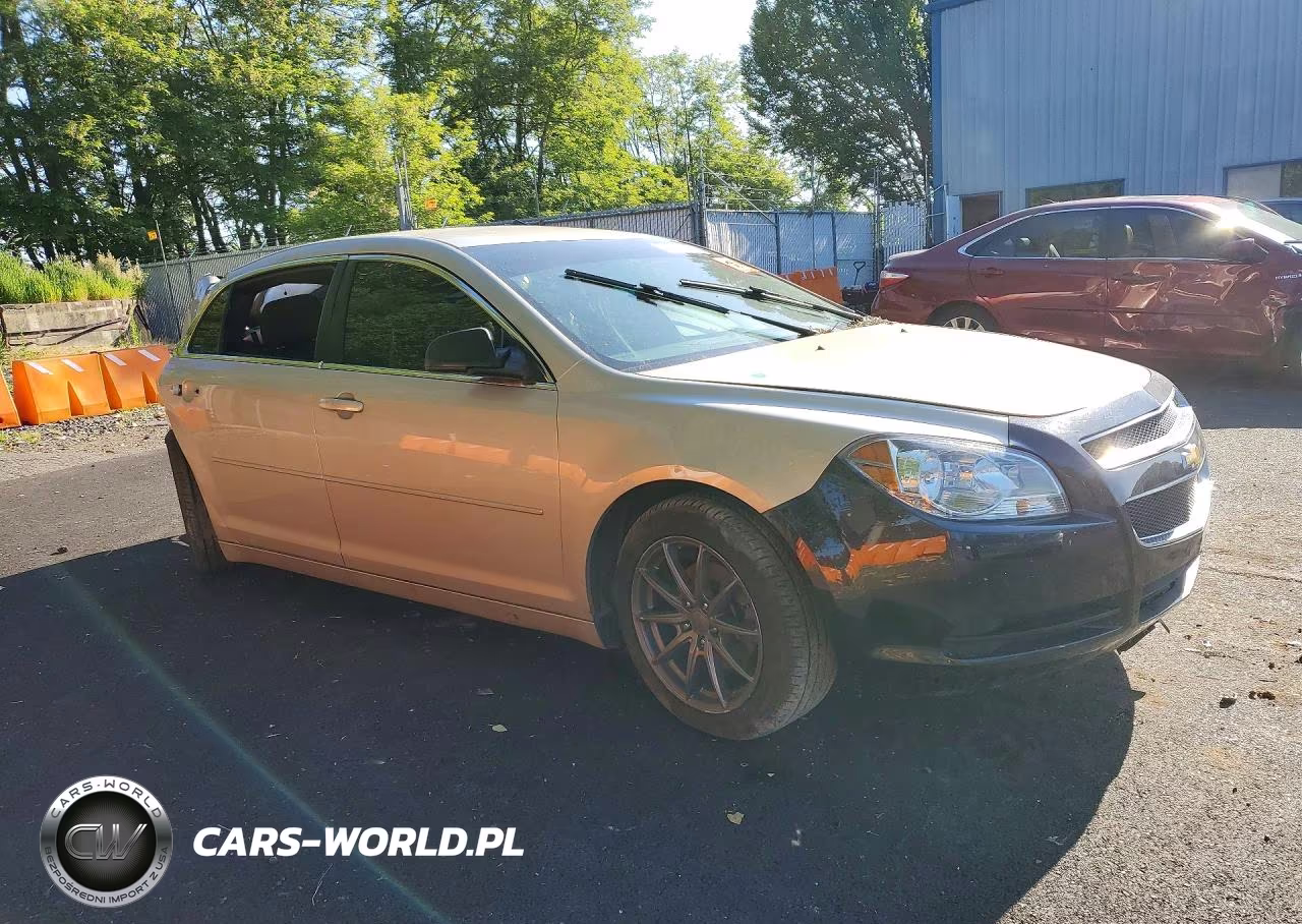 2012 Chevrolet Malibu Ls VIN:1G1ZB5E09CF116704 - 4