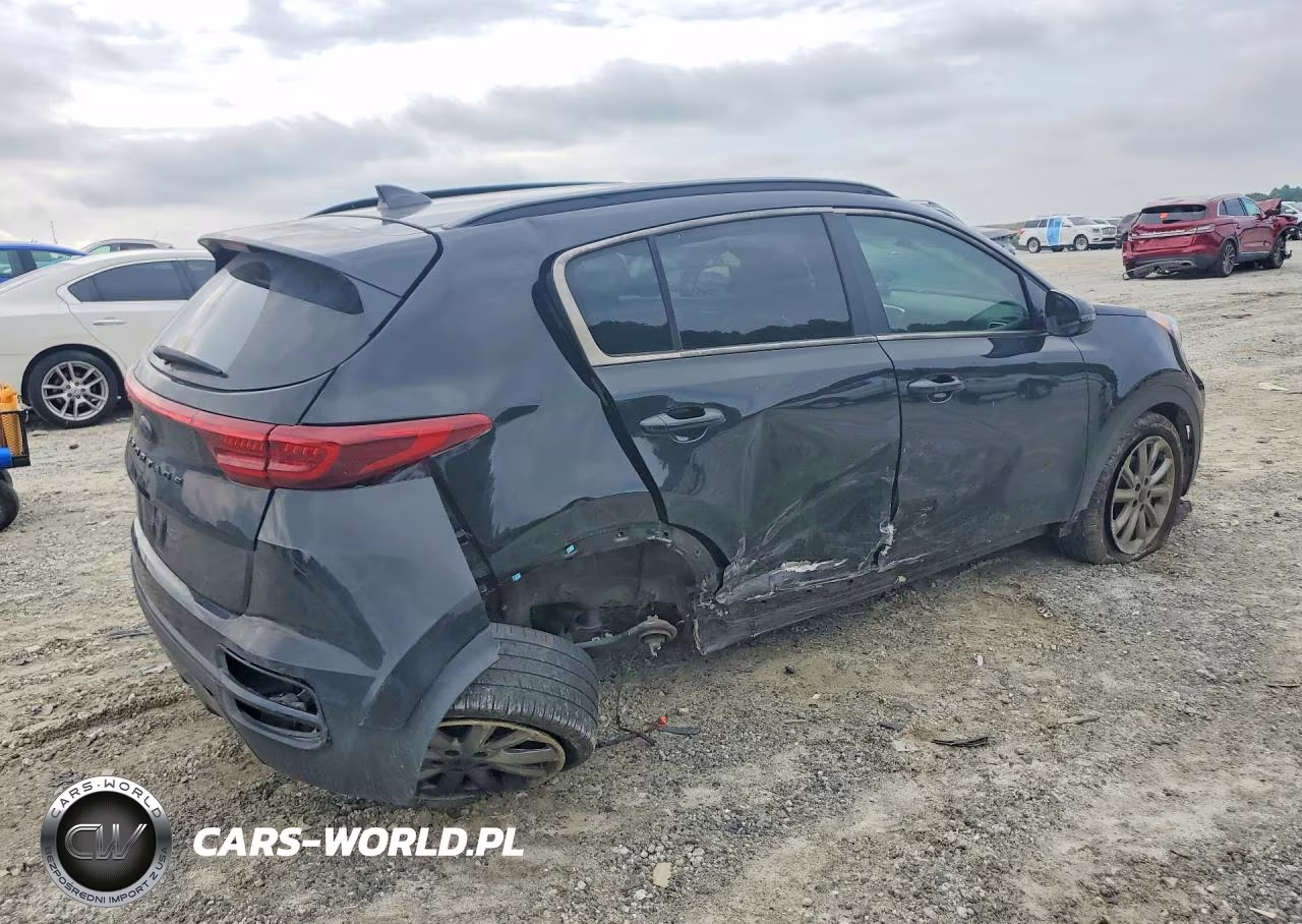 2021 Kia Sportage S VIN:KNDP63AC4M7928754 - 3