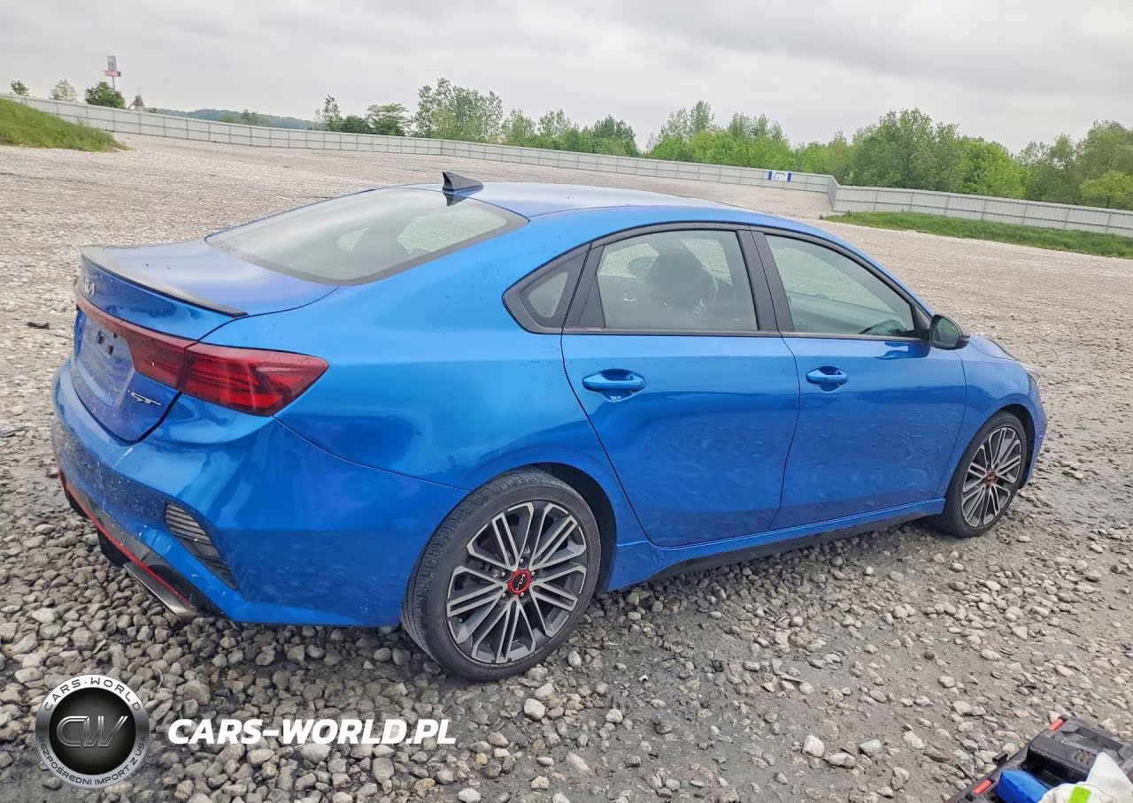 2022 Kia Forte Gt VIN:3KPF44AC2NE467918 - 3