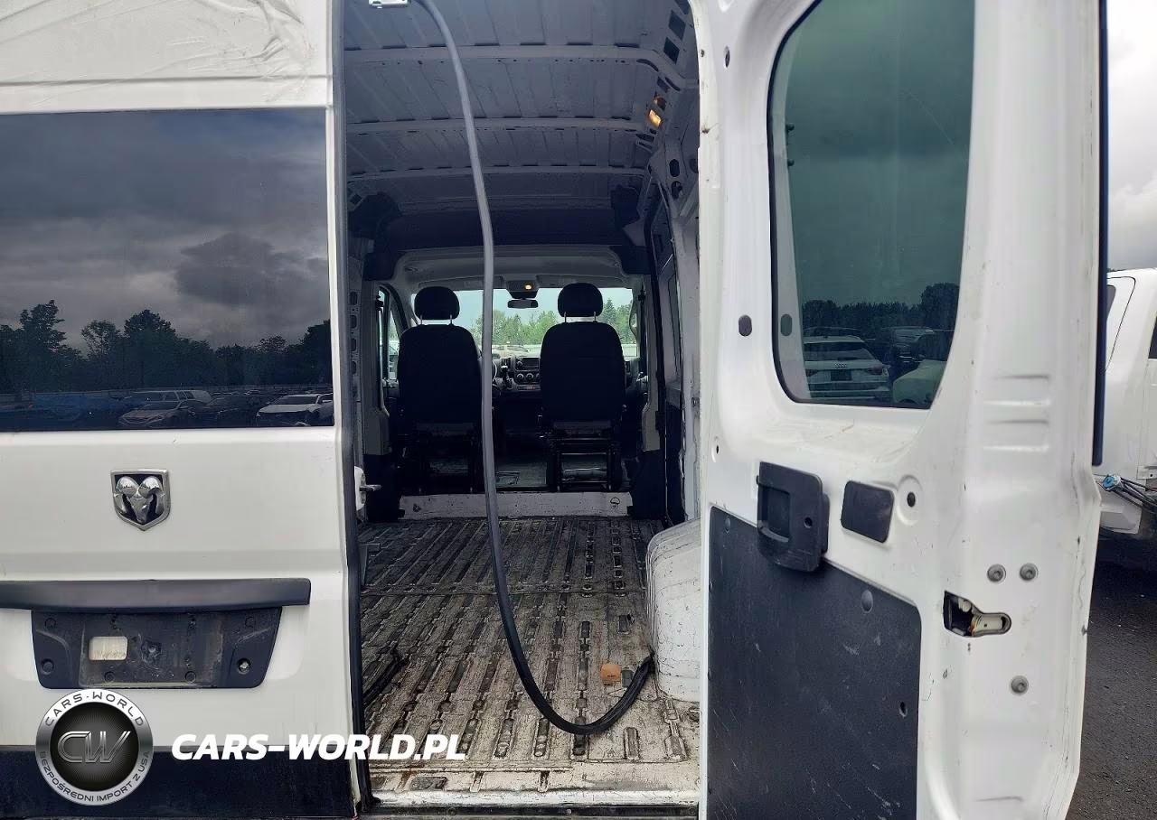 2020 Ram Promaster 1500 Delivery Van VIN:3C6TRVBG8LE104555 - 10