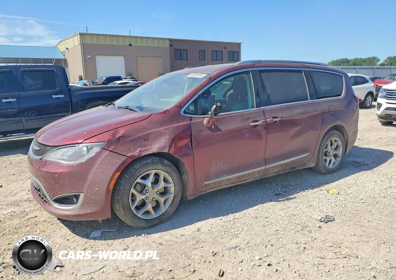 2018 Chrysler Pacifica Touring L Plus