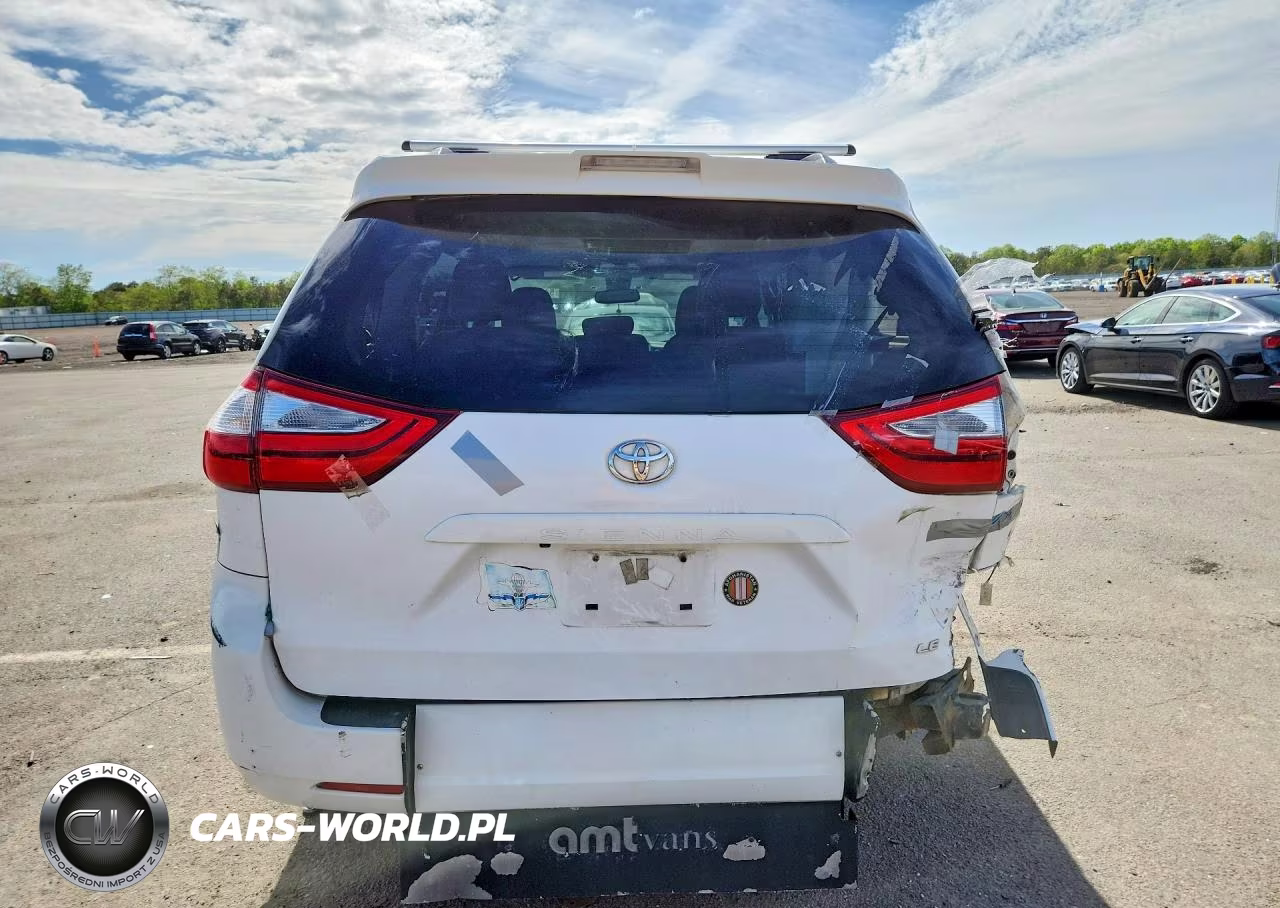 2018 Toyota Sieanna VIN:5TDKZ3DC7JS905421 - 6