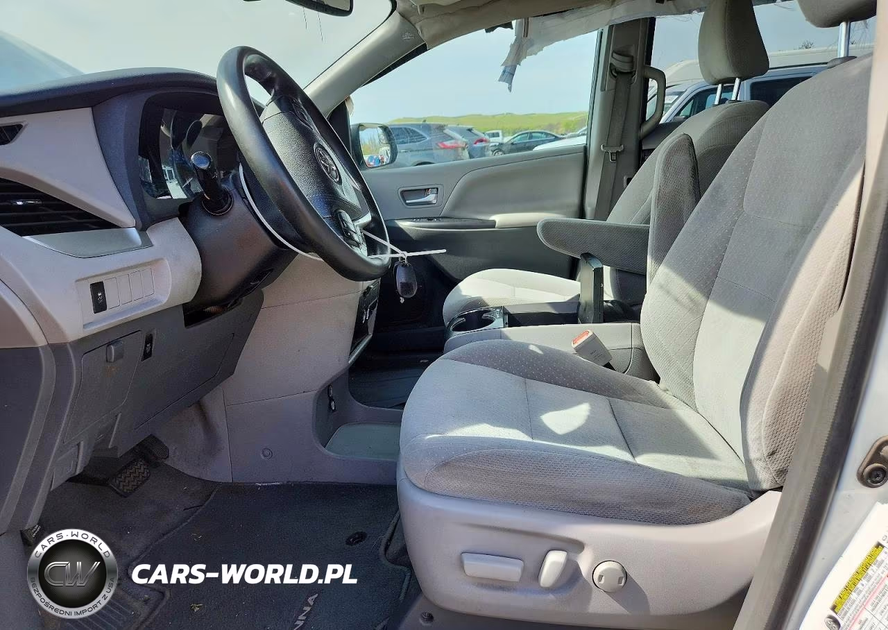 2018 Toyota Sieanna VIN:5TDKZ3DC7JS905421 - 7
