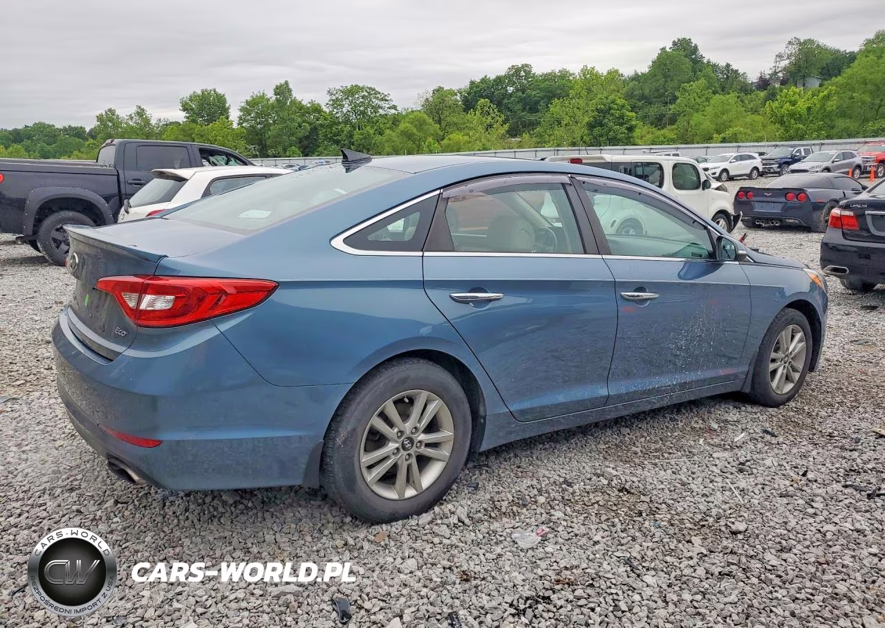 2015 Hyundai Sonata Eco VIN:5NPE24AA6FH125630 - 3