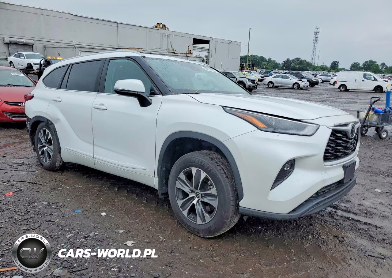 2023 Toyota Highlander Xle VIN:5TDKDRAH2PS000501 - 4