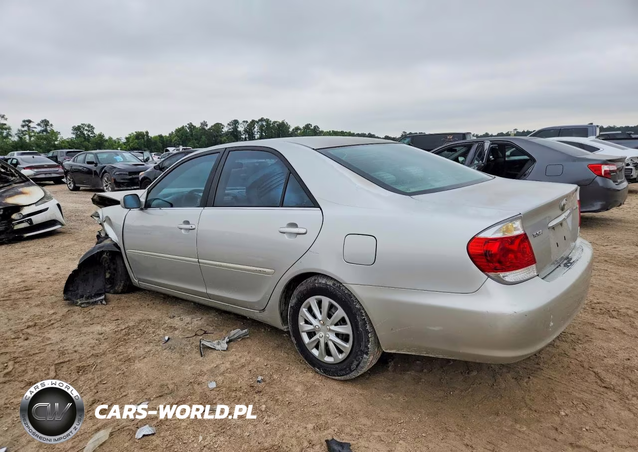 2005 Toyota Camry Le VIN:4T1BE32K75U026861 - 2