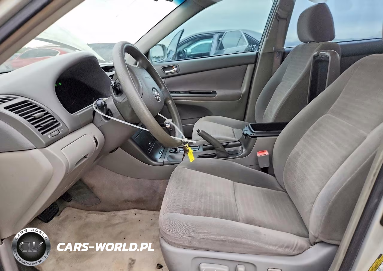 2005 Toyota Camry Le VIN:4T1BE32K75U026861 - 7