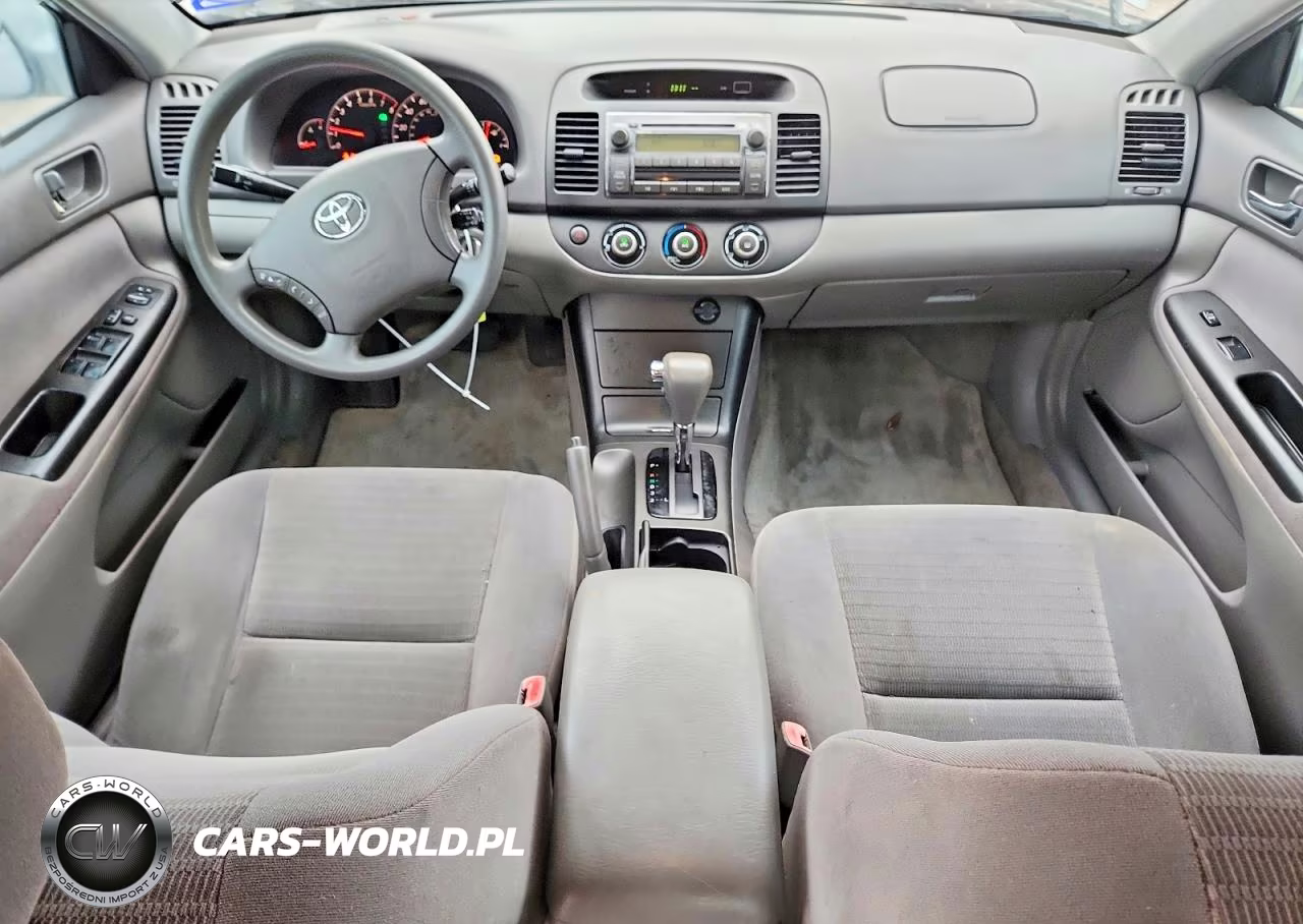 2005 Toyota Camry Le VIN:4T1BE32K75U026861 - 8