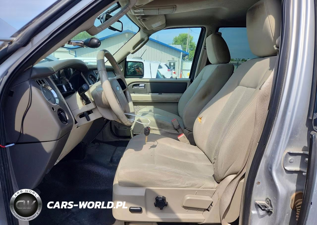2010 Ford Expedition Xlt VIN:1FMJU1G56AEA43063 - 7
