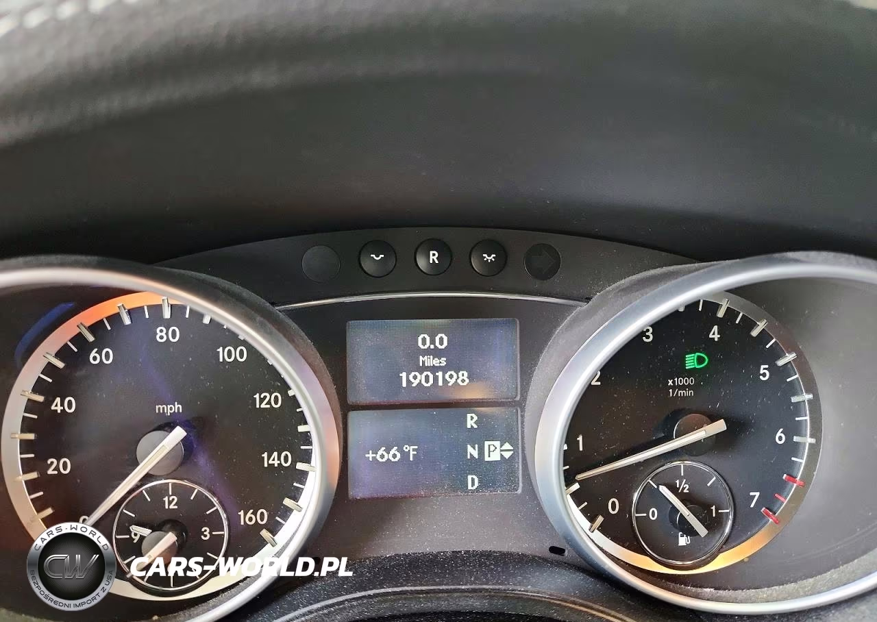 2011 Mercedes-Benz Gl 550 4Matic VIN:4JGBF8GE5BA742670 - 9