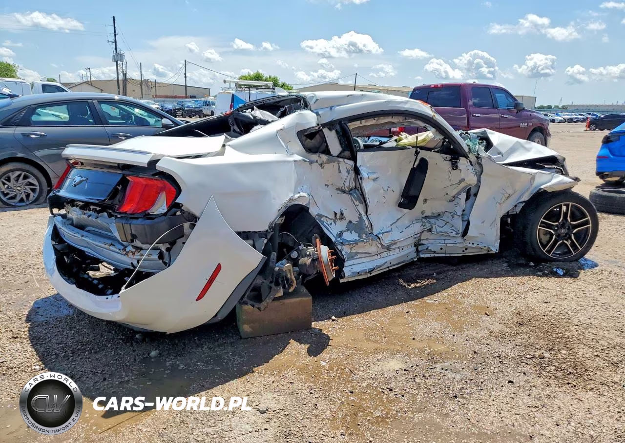 2020 Ford Mustang VIN:1FA6P8TH5L5147952 - 3