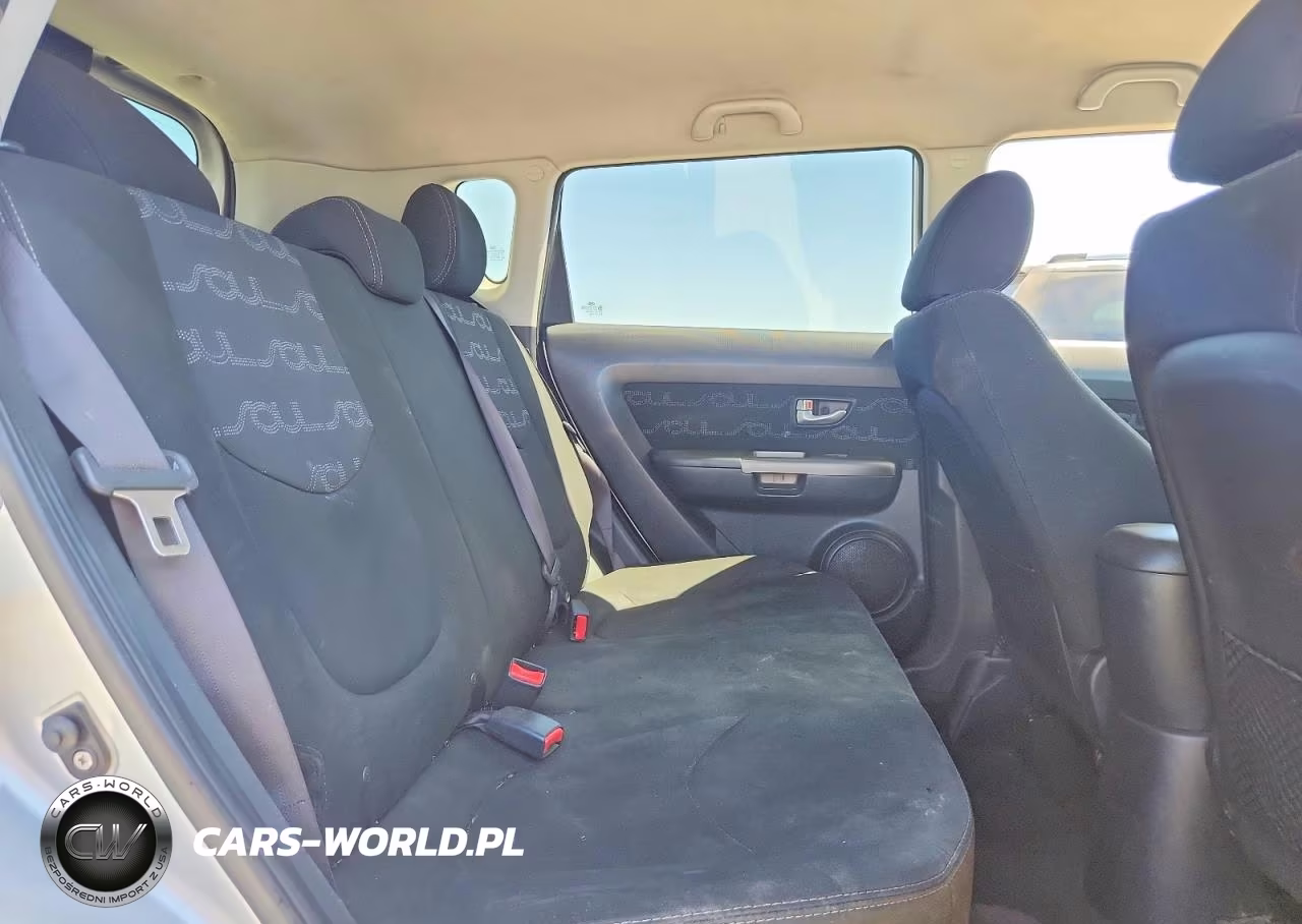 2013 Kia Soul + VIN:KNDJT2A67D7583142 - 10