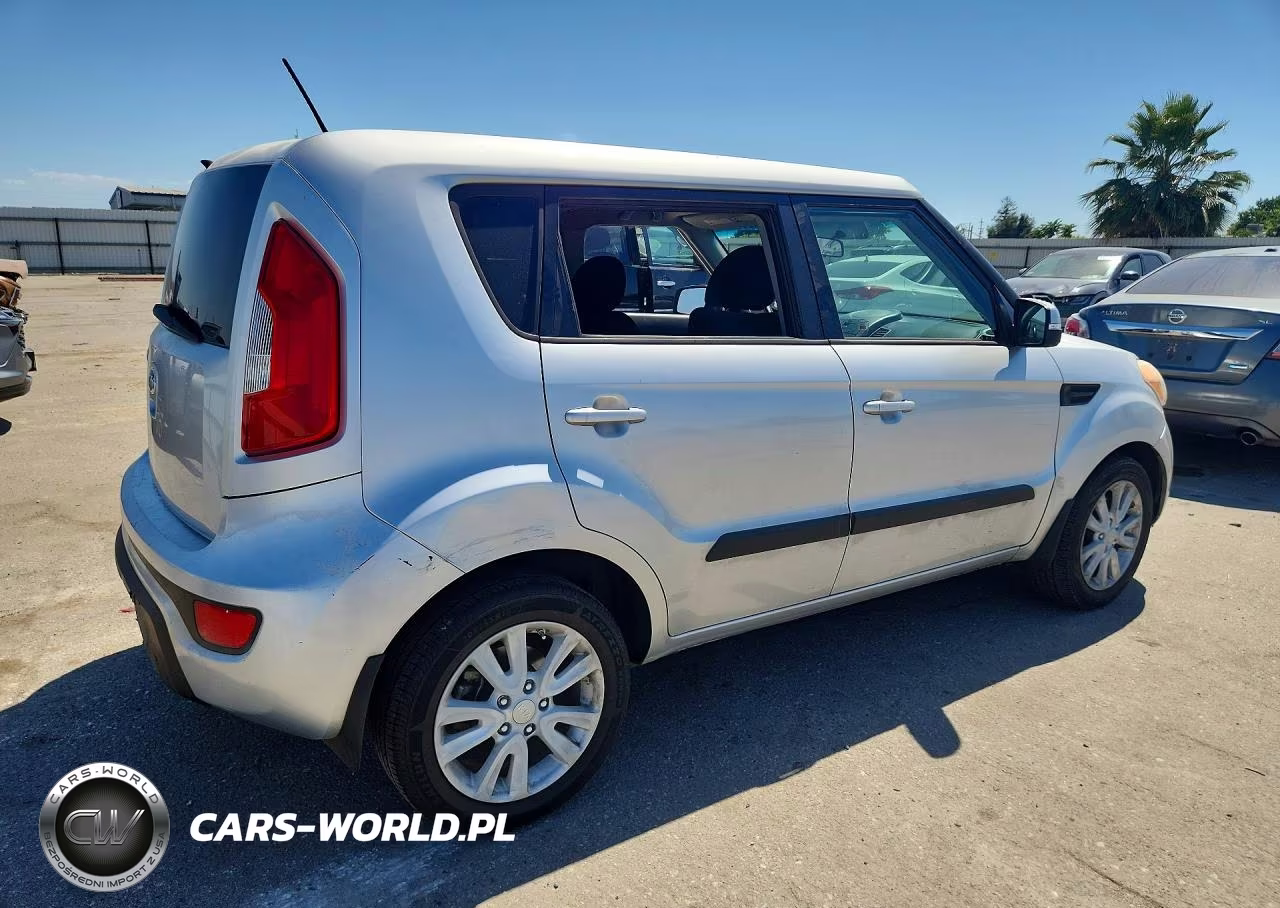 2013 Kia Soul + VIN:KNDJT2A67D7583142 - 3