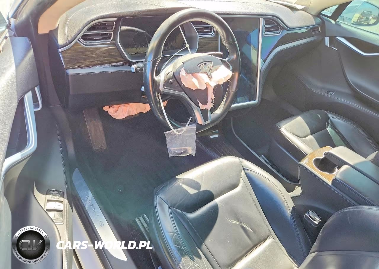2015 Tesla Model S VIN:5YJSA1E23FF109097 - 8