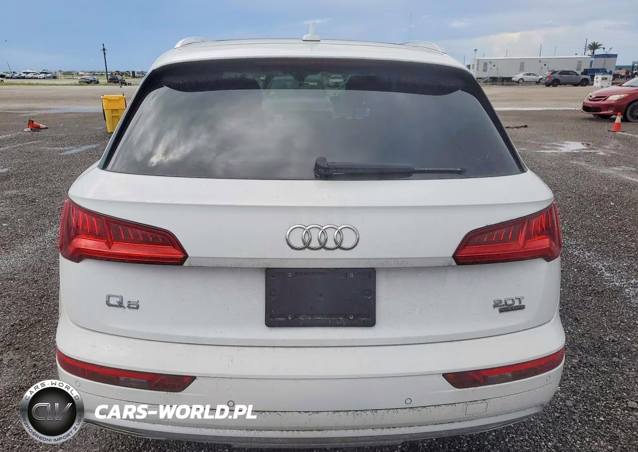 2018 Audi Q5 Premium Plus VIN:WA1BNAFY1J2078042 - 6