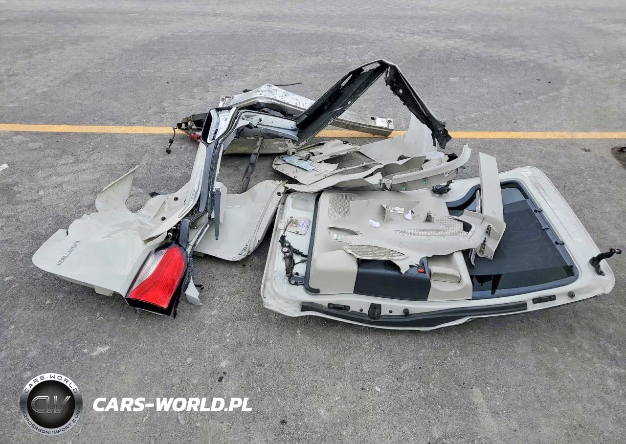 2020 Chrysler Pacifica Limited VIN:2C4RC1GG5LR127764 - 13