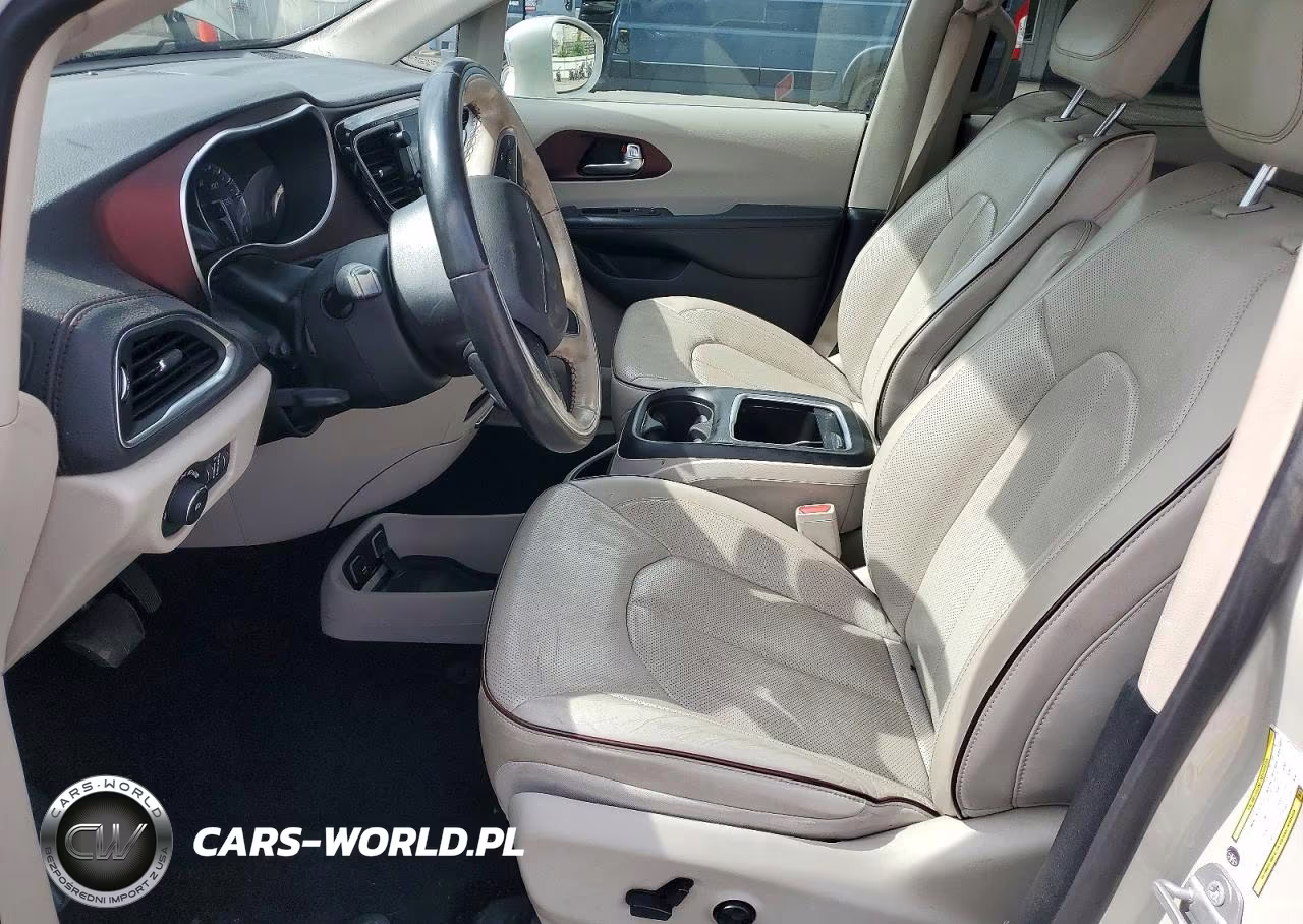 2020 Chrysler Pacifica Limited VIN:2C4RC1GG5LR127764 - 7