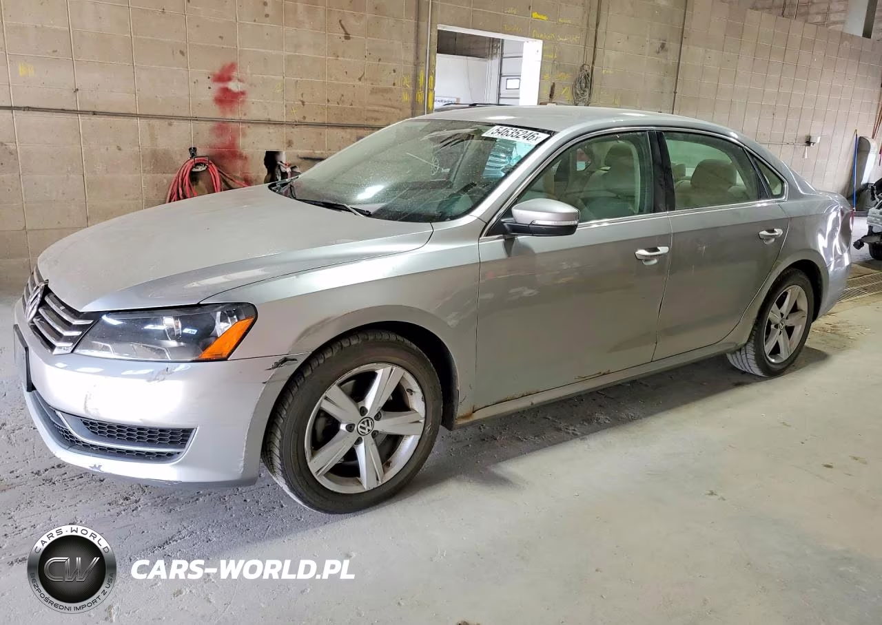 2013 Volkswagen Passat Se VIN:1VWBP7A31DC131347 - 1