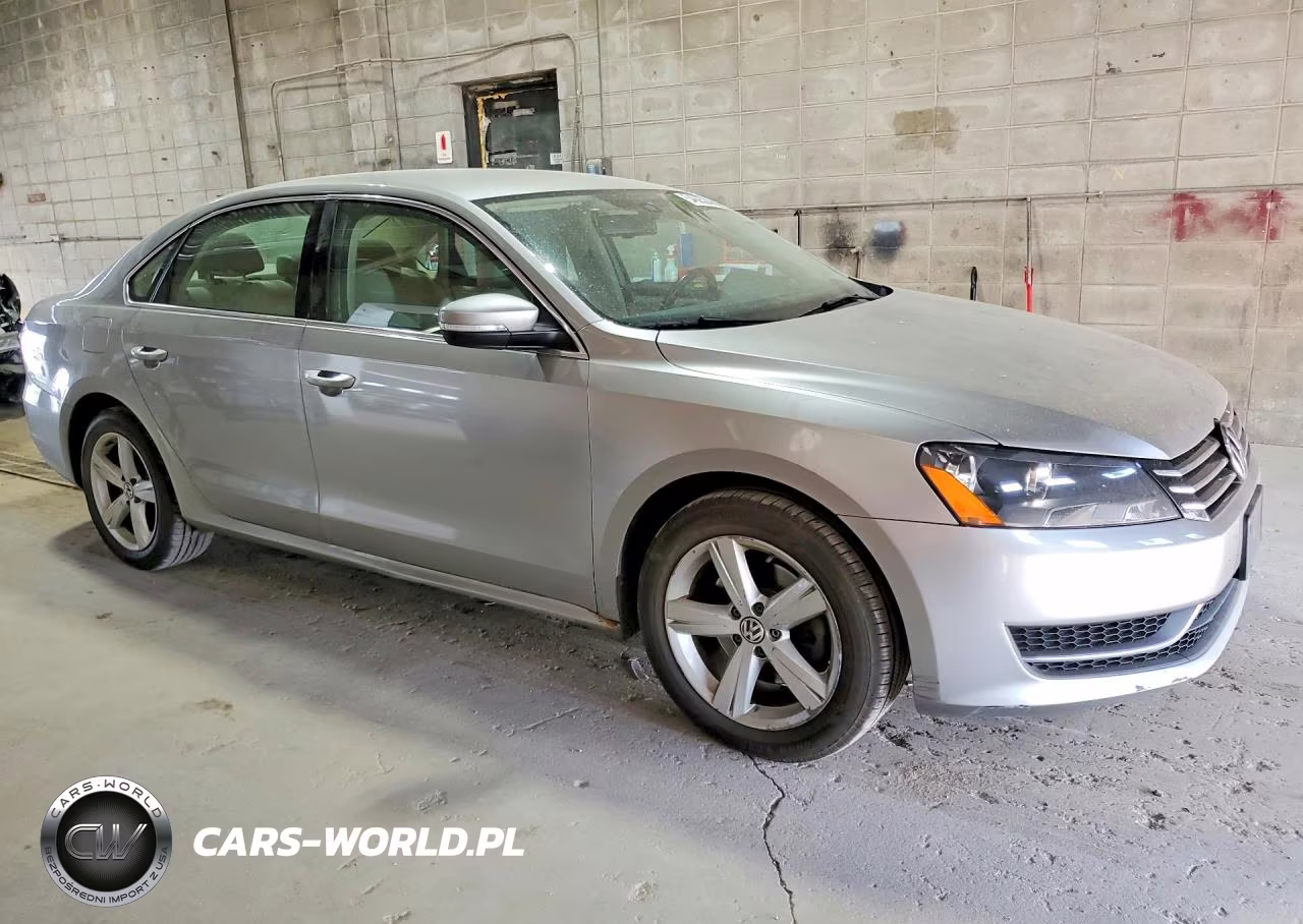 2013 Volkswagen Passat Se VIN:1VWBP7A31DC131347 - 4