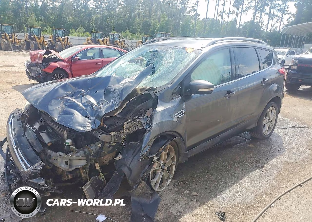 2015 Ford Escape Titanium – zdjęcie 1 z 13