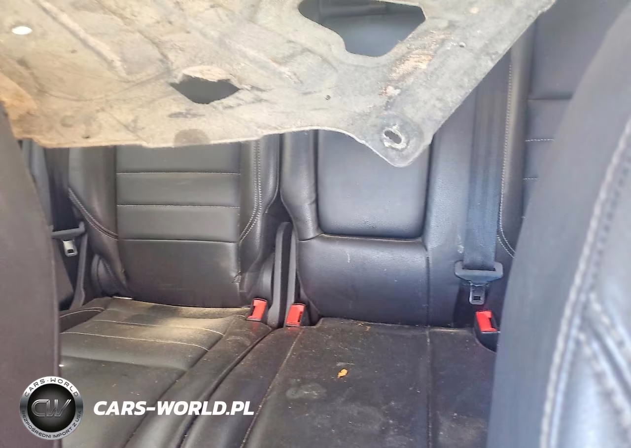 2015 Ford Escape Titanium VIN:1FMCU0J97FUB87927 - 10