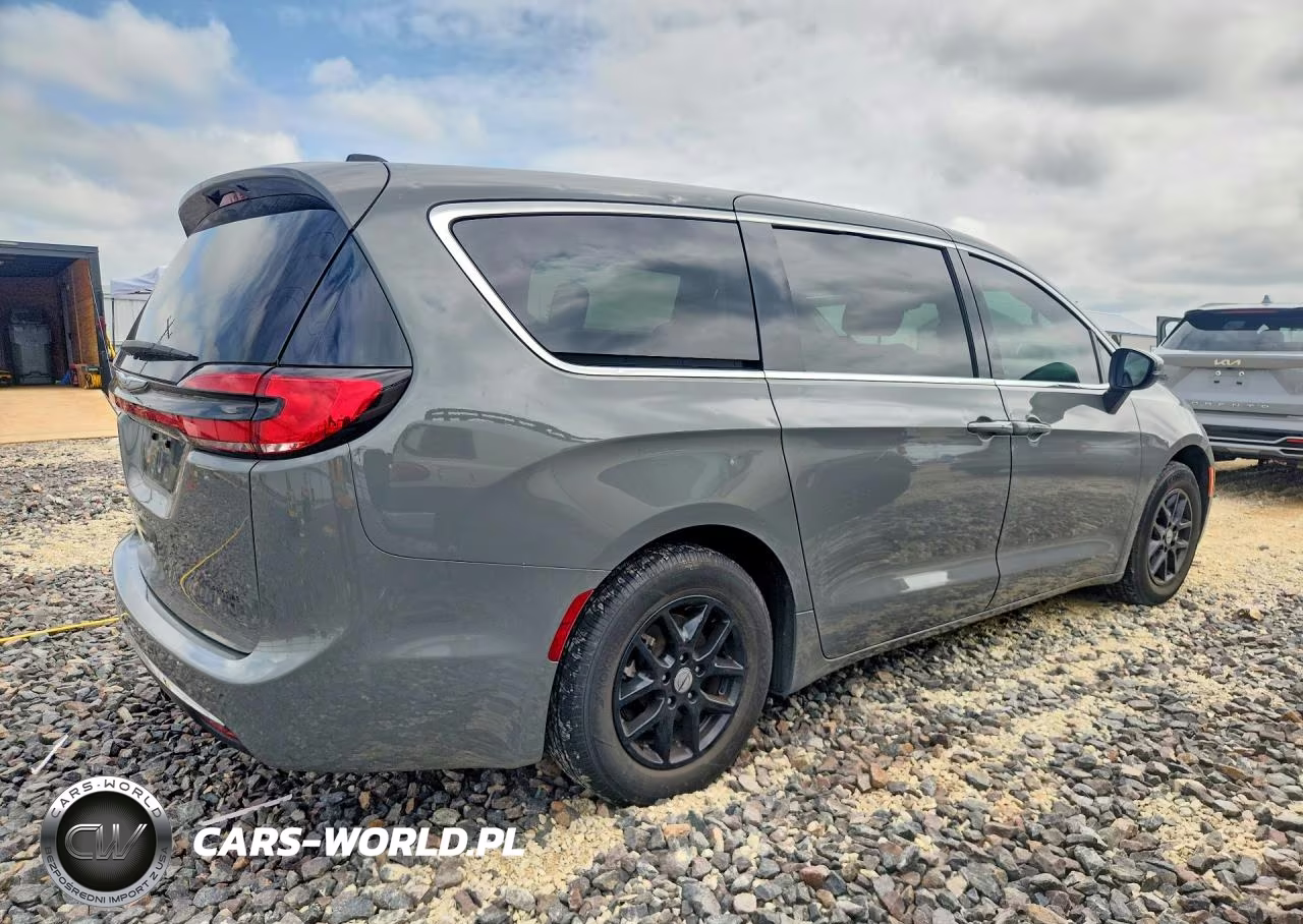 2023 Chrysler Pacifica VIN:2C4RC1BG9PR529414 - 3