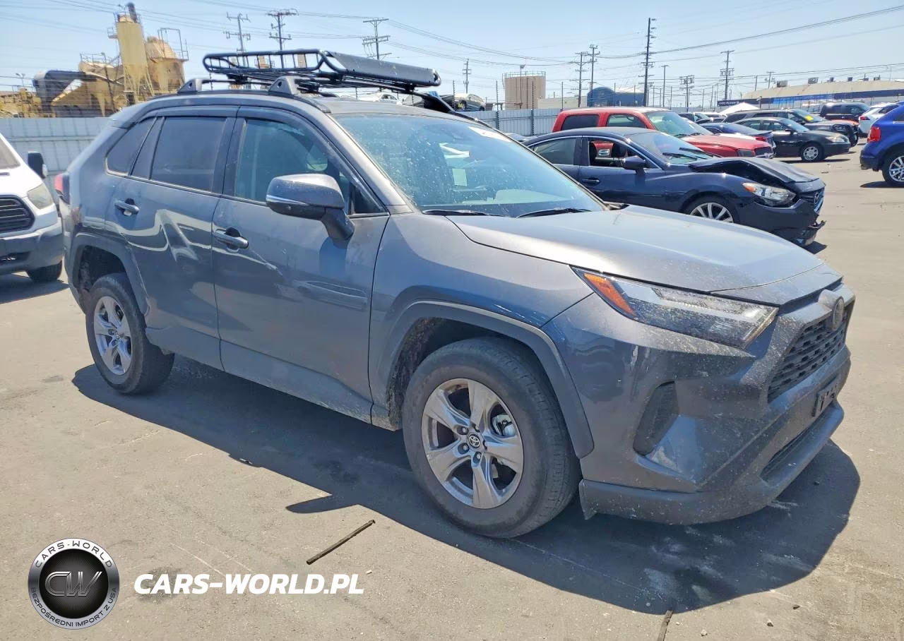 2025 Toyota Rav4 Xle VIN:2T3W1RFV1SW424168 - 4