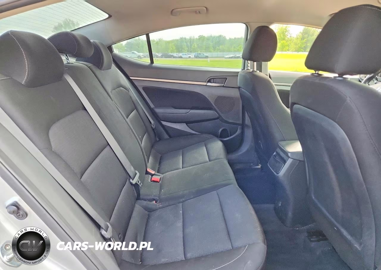 2018 Hyundai Elantra Sel VIN:5NPD84LF9JH233381 - 10