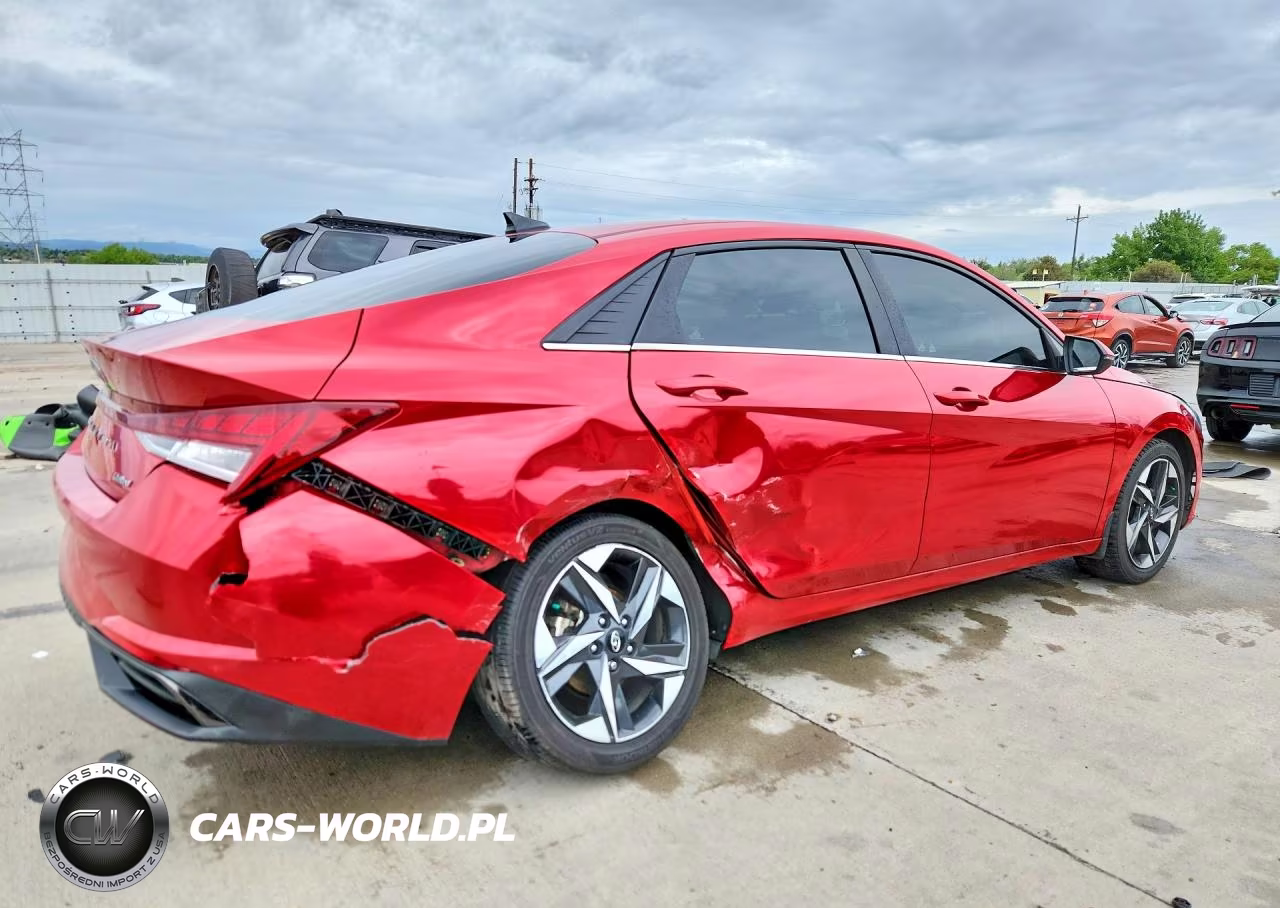 2022 Hyundai Elantra Limited VIN:5NPLP4AG6NH077784 - 3