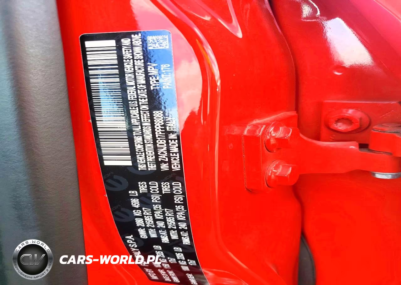 2023 Jeep Renegade Latitude VIN:ZACNJDB17PPP68088 - 13